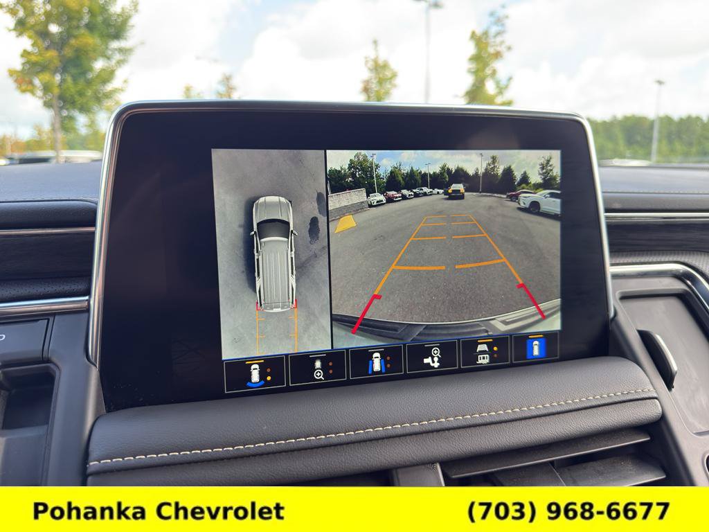 Certified 2023 GMC Yukon SLT w/ SLT Luxury Package AWD/4WD image 14