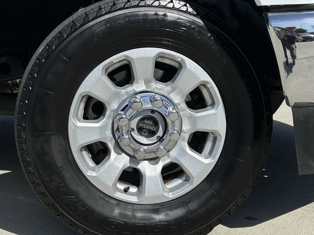 Used 2024 Ford F250 XLT image 9