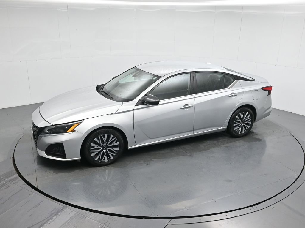 Used 2023 Nissan Altima 2.5 SV image 44