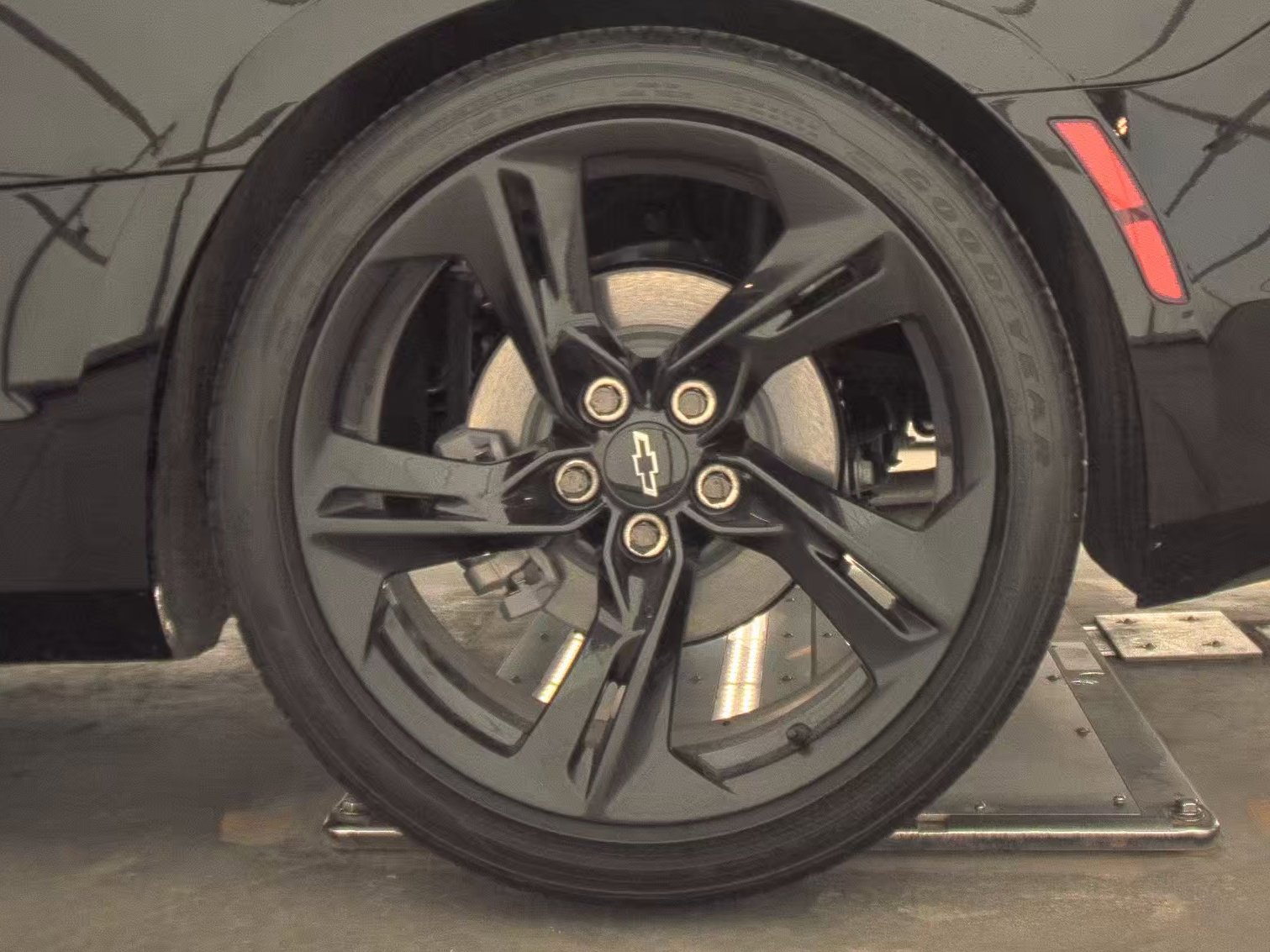 Used 2022 Chevrolet Camaro LT w/ RS Package image 13