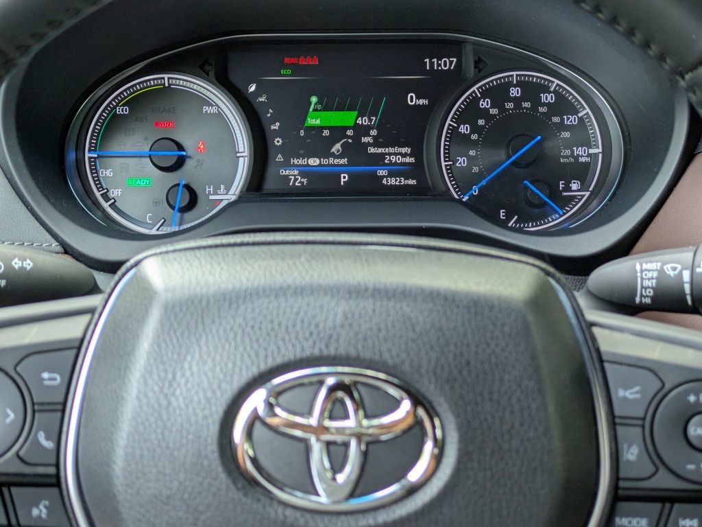 Used 2024 Toyota Venza XLE AWD/4WD image 26