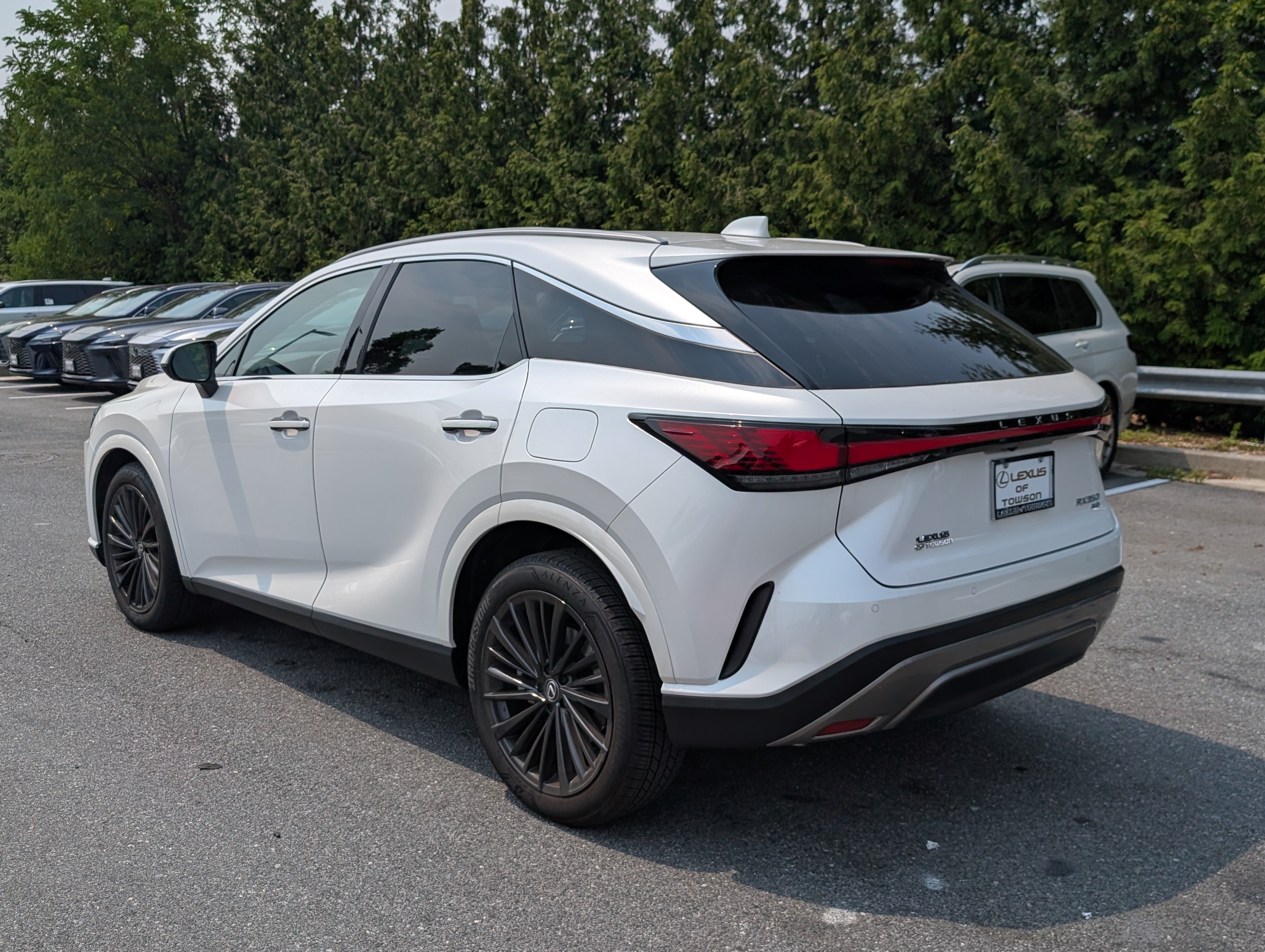 Used 2025 Lexus RX 350 Premium w/ Convenience Package AWD/4WD image 5