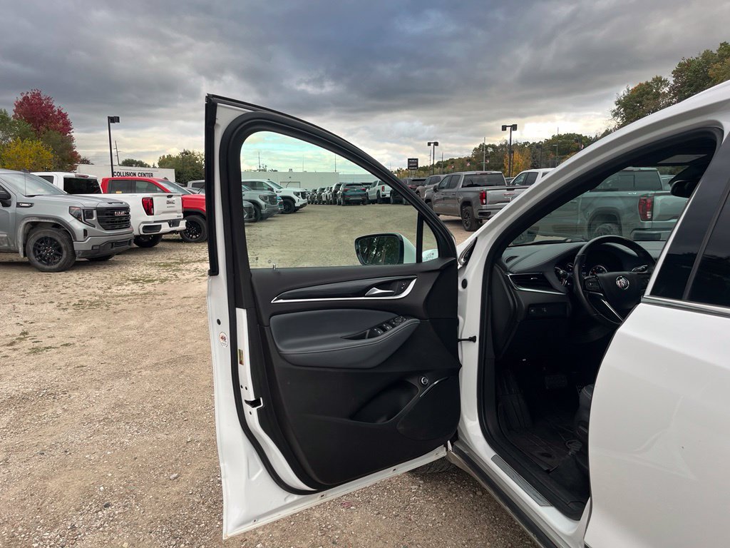 Used 2022 Buick Enclave Essence w/ Trailering Package, 5000 lbs. AWD/4WD image 19