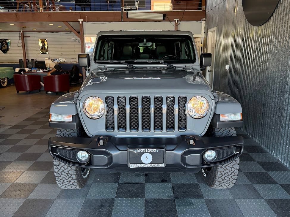 Used 2021 Jeep Wrangler Unlimited Sahara AWD/4WD image 5