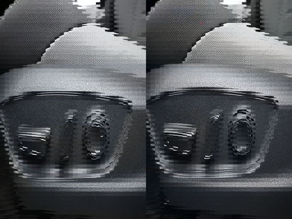 New 2026 Toyota Tacoma TRD Off-Road w/ TRD Off Road Upgrade Package image 10