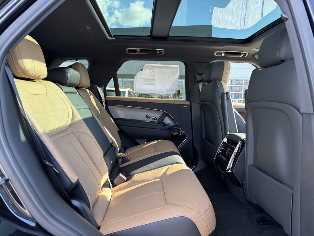 New 2026 Land Rover Range Rover Sport Dynamic SE image 13