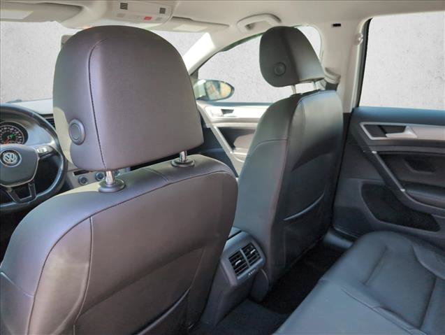 Used 2015 Volkswagen Golf TDI FWD image 17