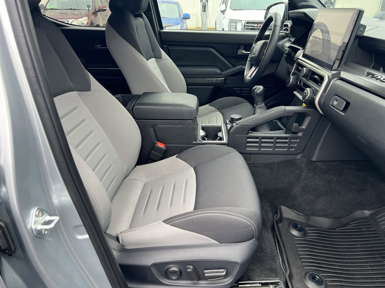 Used 2024 Toyota Tacoma TRD Off-Road w/ TRD Off Road Upgrade Package image 24