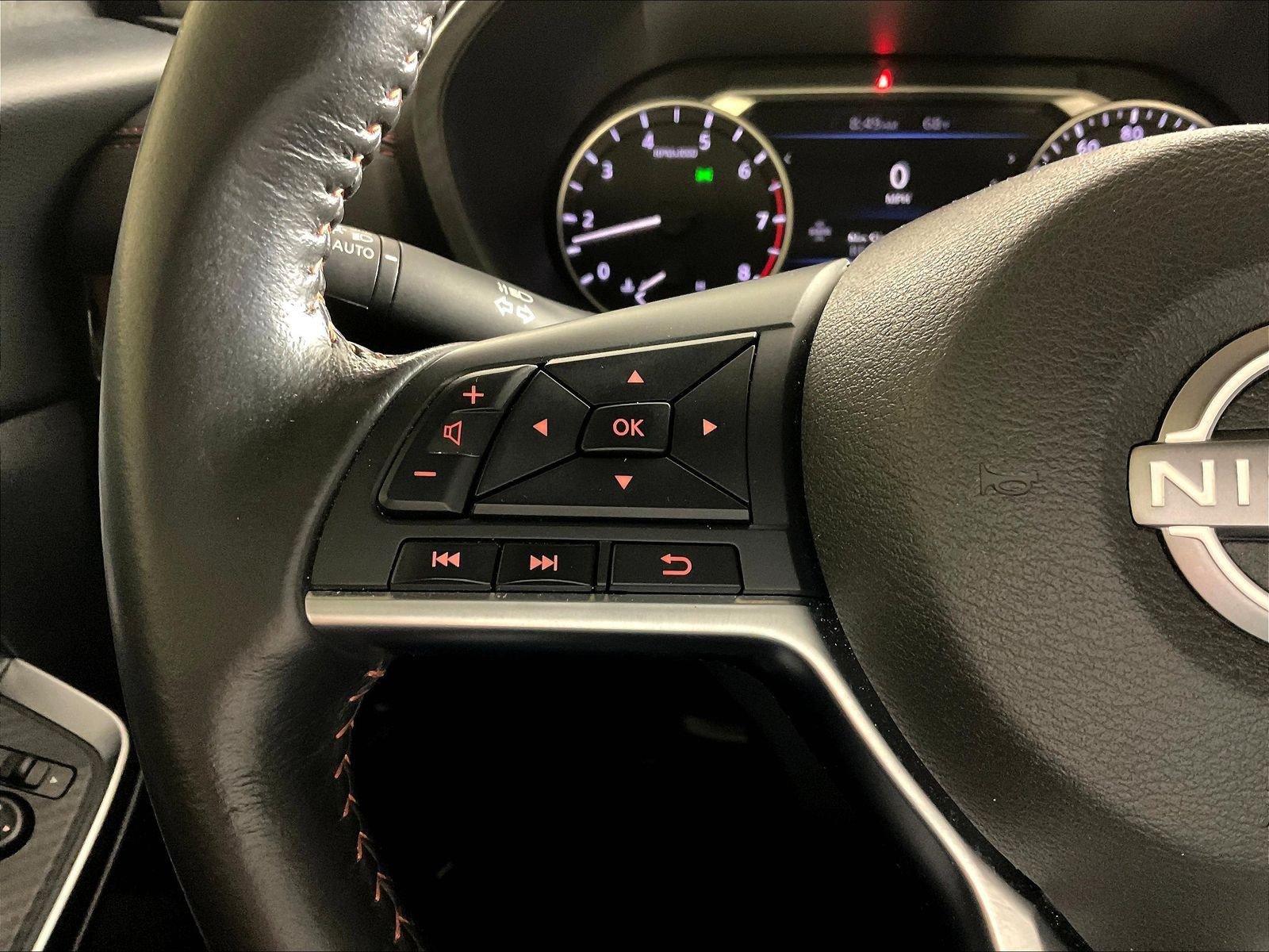 Used 2024 Nissan Sentra SR FWD image 12