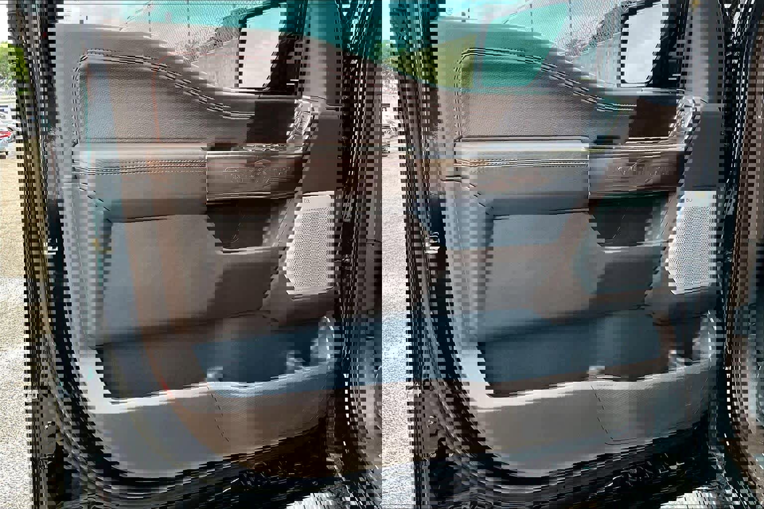 Used 2023 Ford F150 King Ranch w/ Equipment Group 601A High AWD/4WD image 22