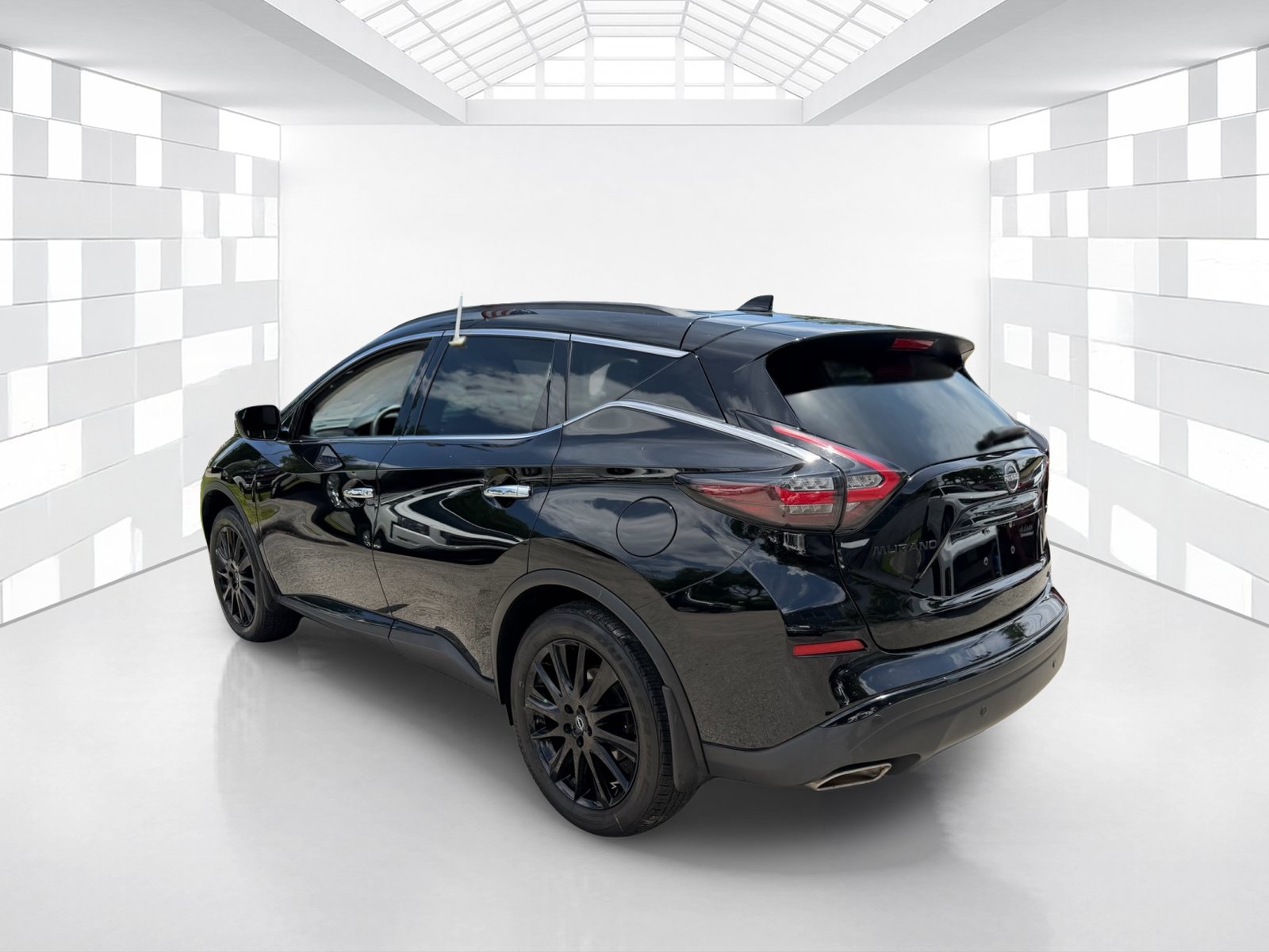 Used 2024 Nissan Murano SV w/ SV Midnight Edition Package FWD image 5