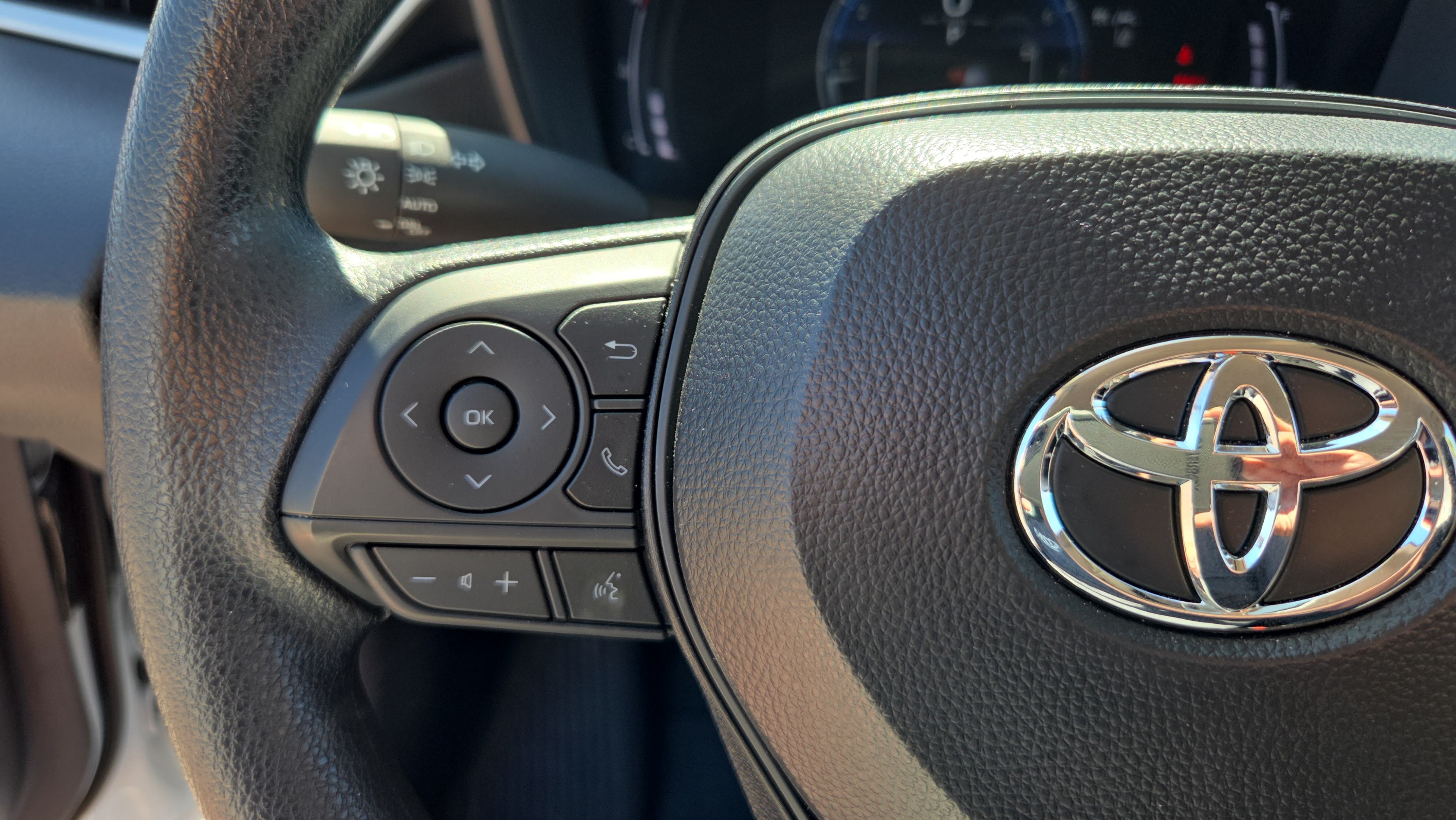 Certified 2026 Toyota Corolla LE FWD image 18