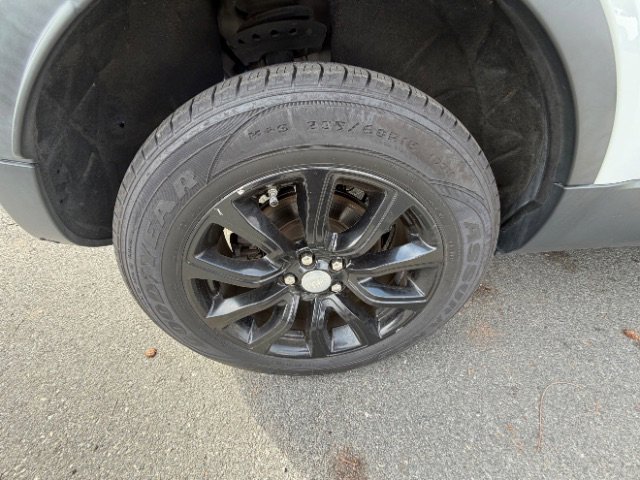 Used 2018 Land Rover Range Rover Evoque SE image 20