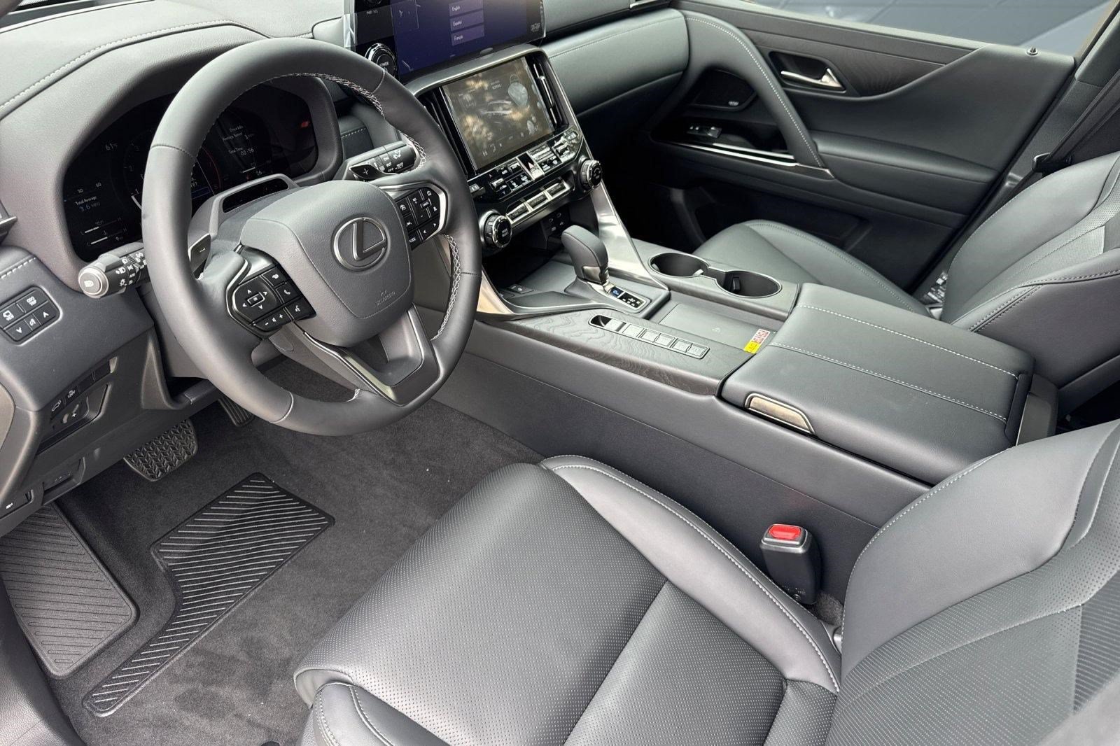 New 2026 Lexus LX 700h Overtrail AWD/4WD image 4