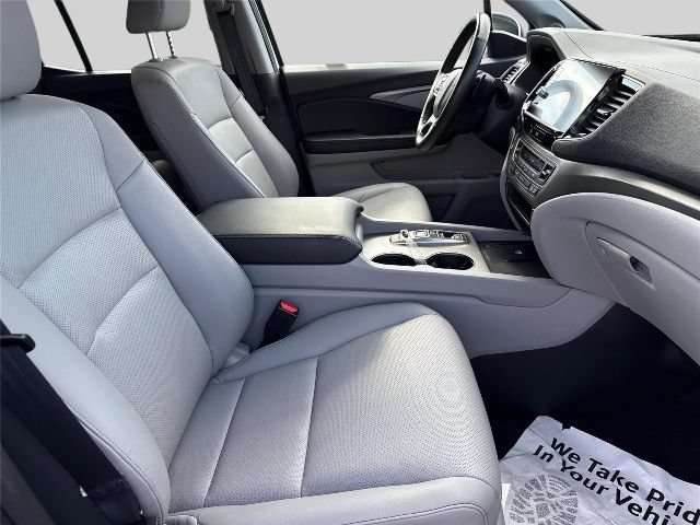 Certified 2025 Honda Ridgeline RTL image 25