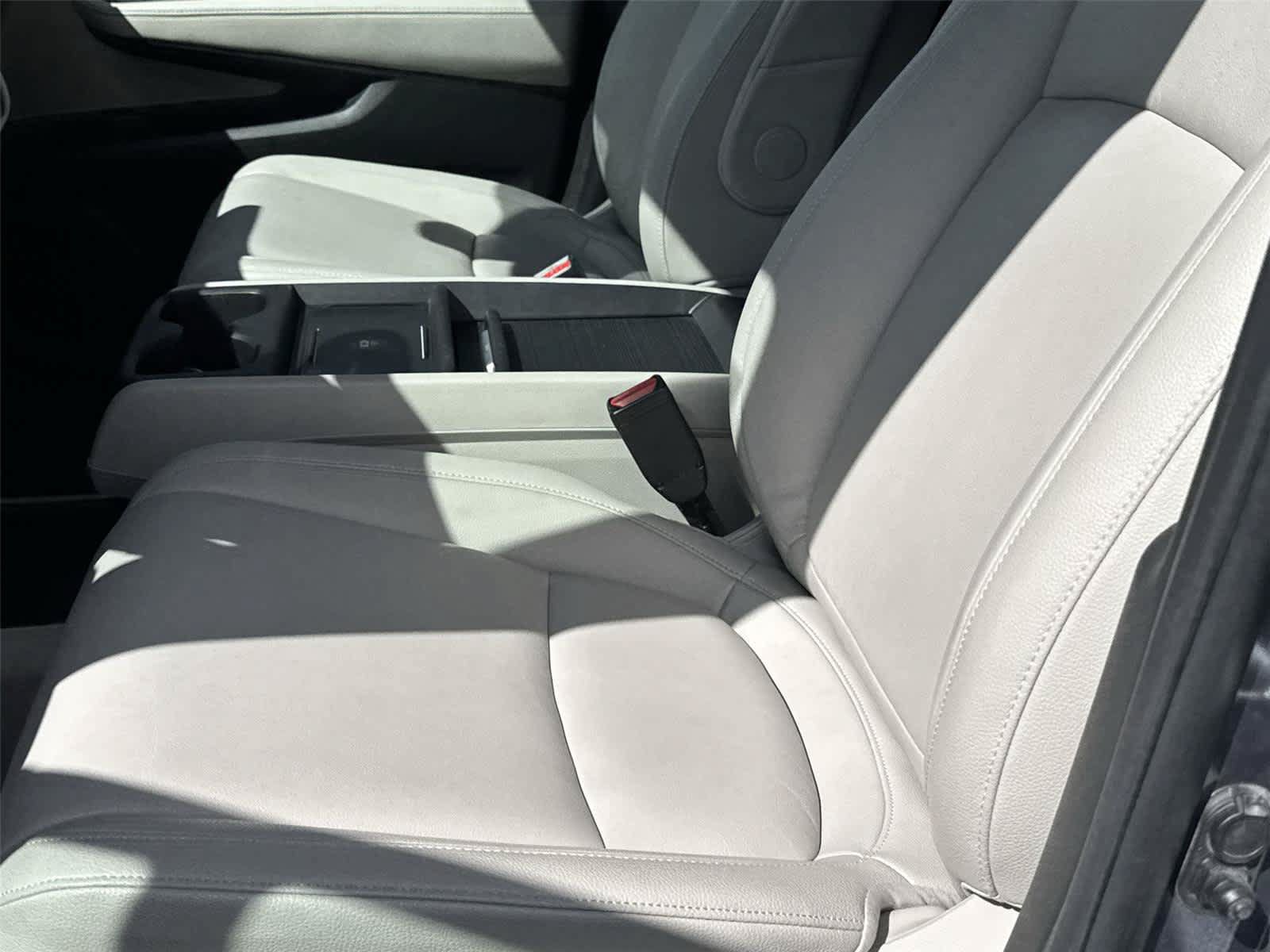 Used 2026 Honda Odyssey EX-L image 12