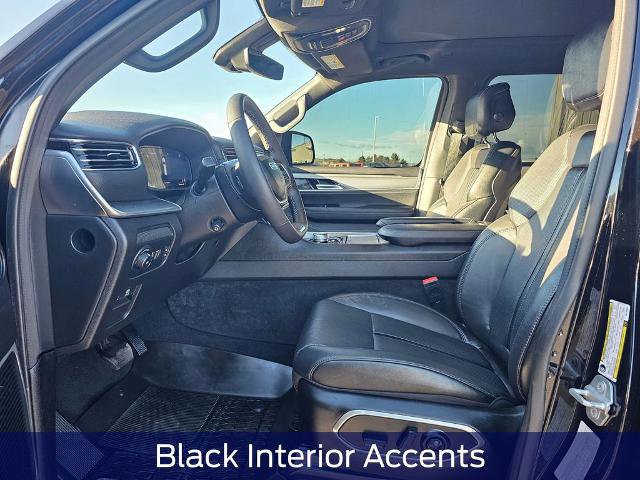 Used 2024 Jeep Wagoneer Series II image 13