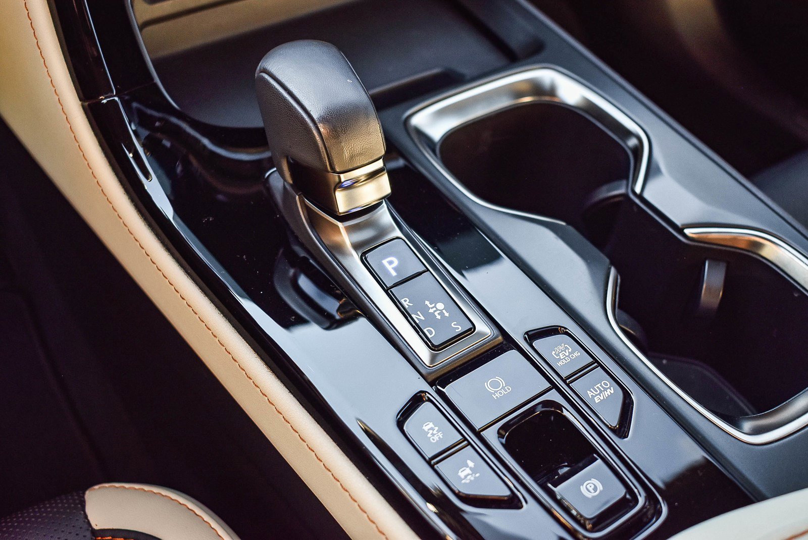 Used 2023 Lexus NX 450h+ 450h+ Luxury image 18