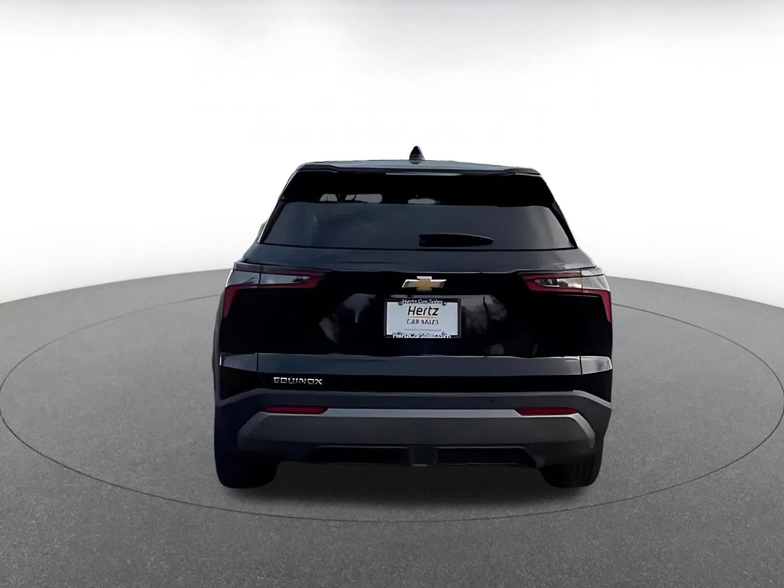 Used 2025 Chevrolet Equinox LT image 11