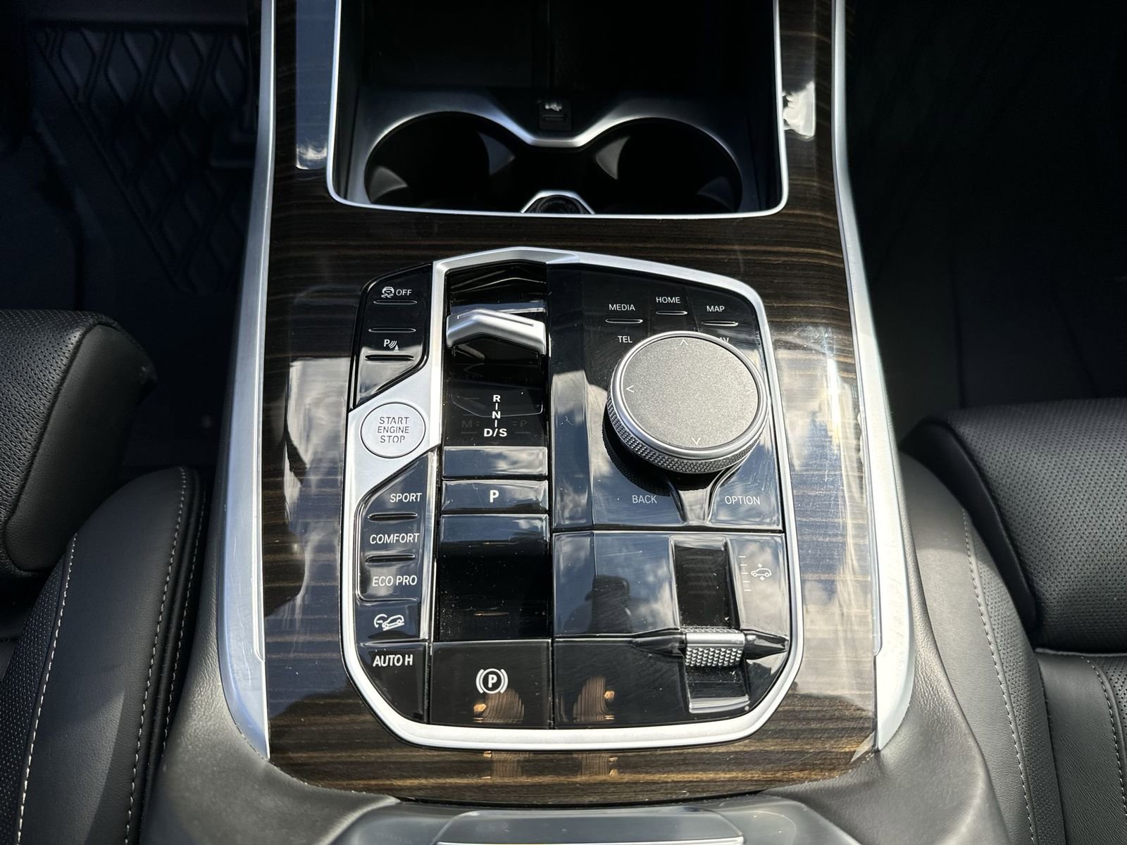 Used 2025 BMW X7 xDrive40i image 17