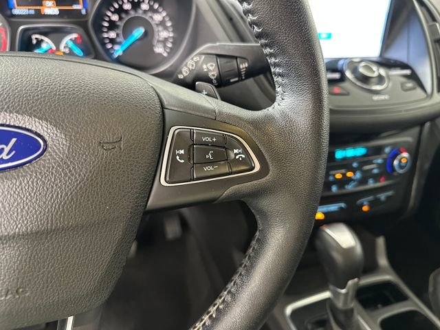Used 2017 Ford Escape Titanium image 16