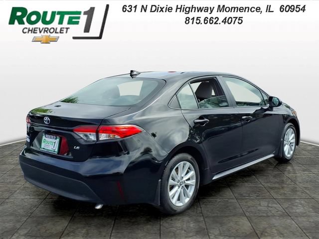 Used 2026 Toyota Corolla LE w/ LE Premium Package FWD image 4