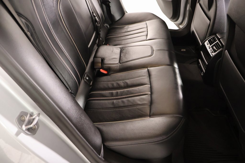 Used 2019 BMW 540i xDrive w/ Convenience Package image 15