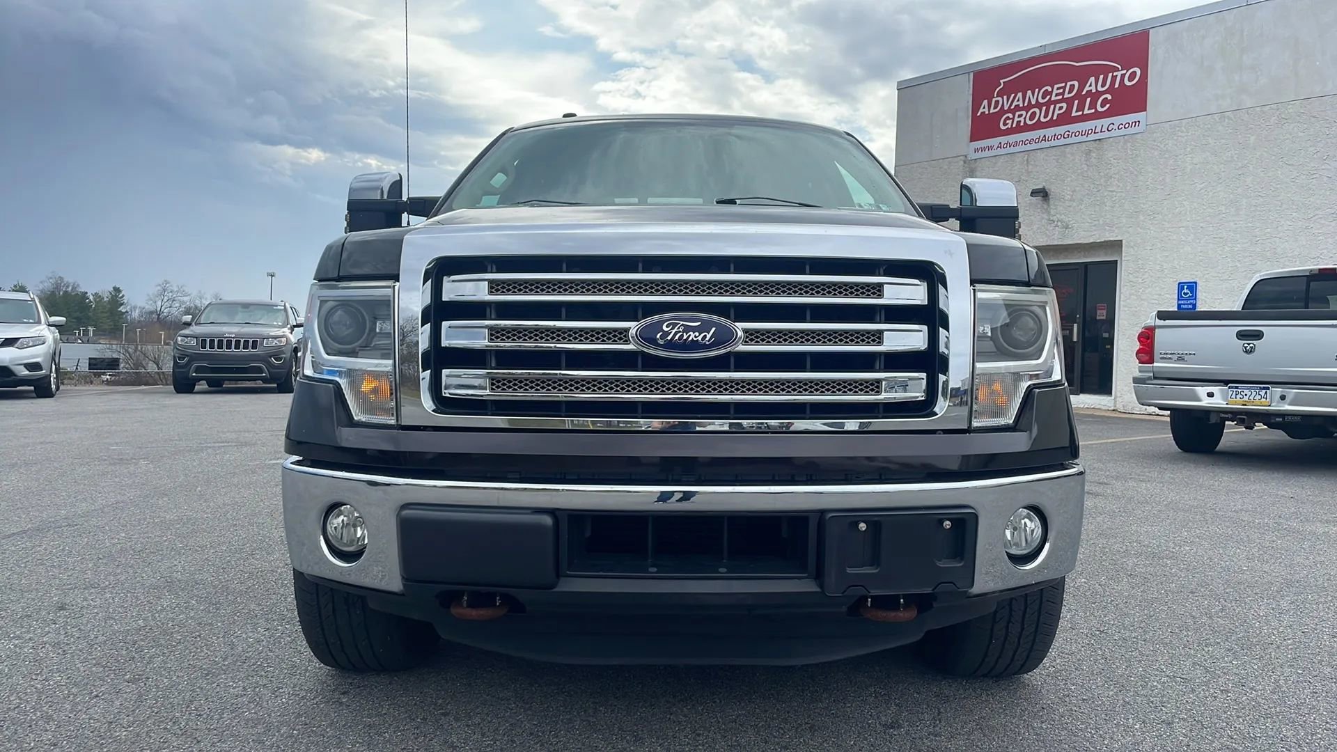 Used 2014 Ford F150 King Ranch w/ King Ranch Luxury Package image 12