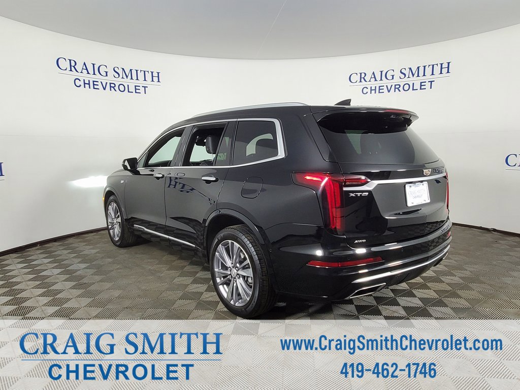 Used 2023 Cadillac XT6 Premium Luxury image 11