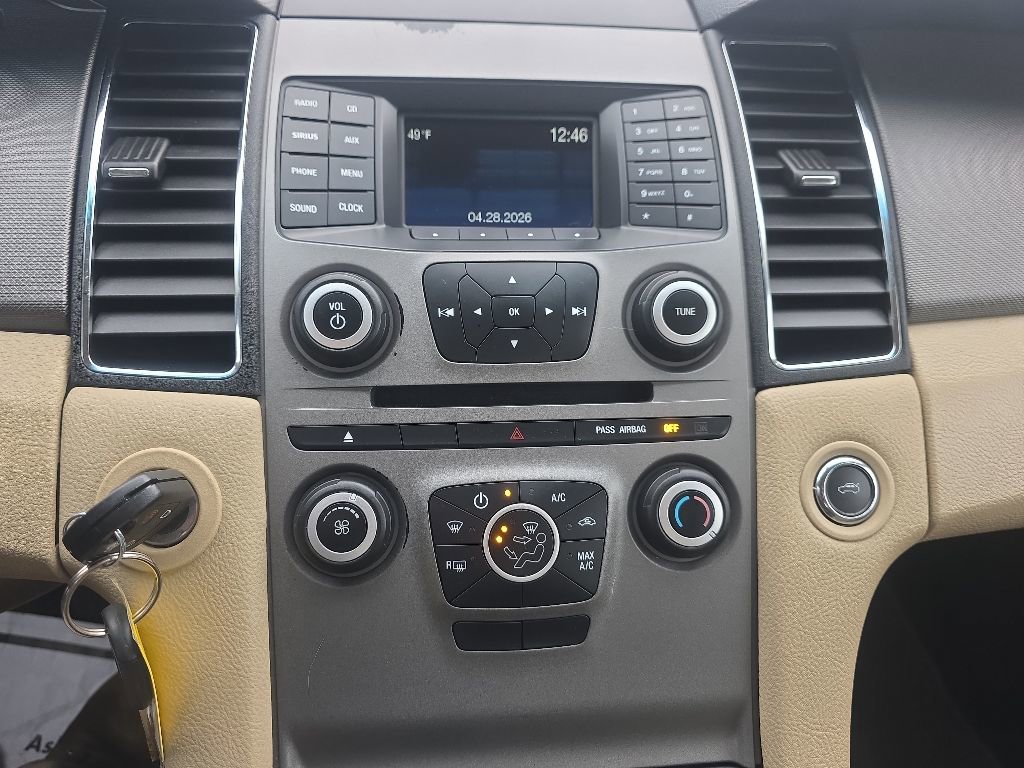 Used 2019 Ford Taurus SE FWD image 19