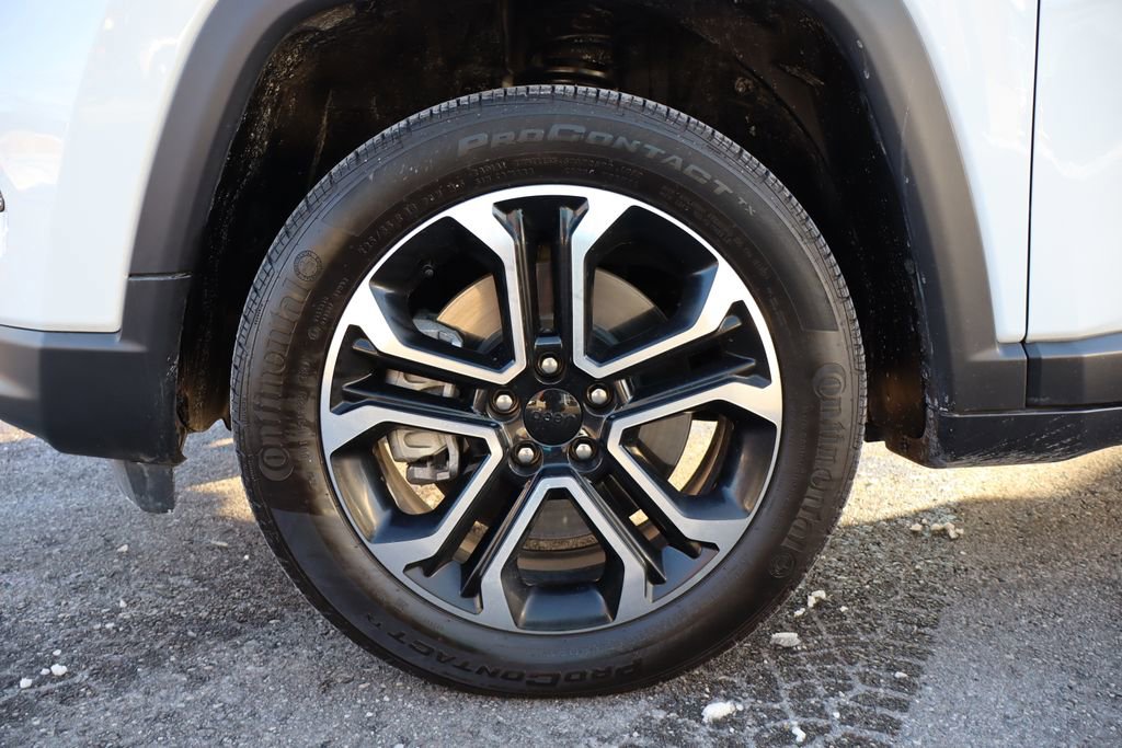 Used 2024 Jeep Compass Limited image 24