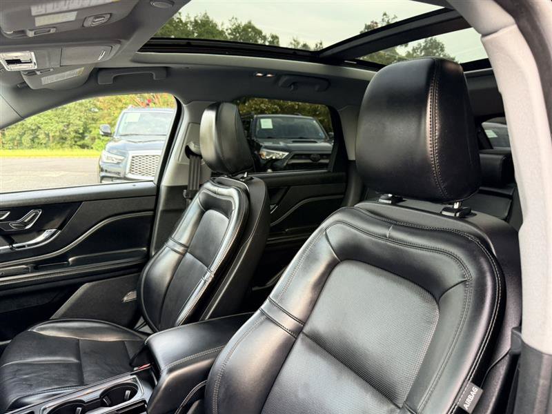 Used 2021 Lincoln Corsair Reserve AWD/4WD image 26