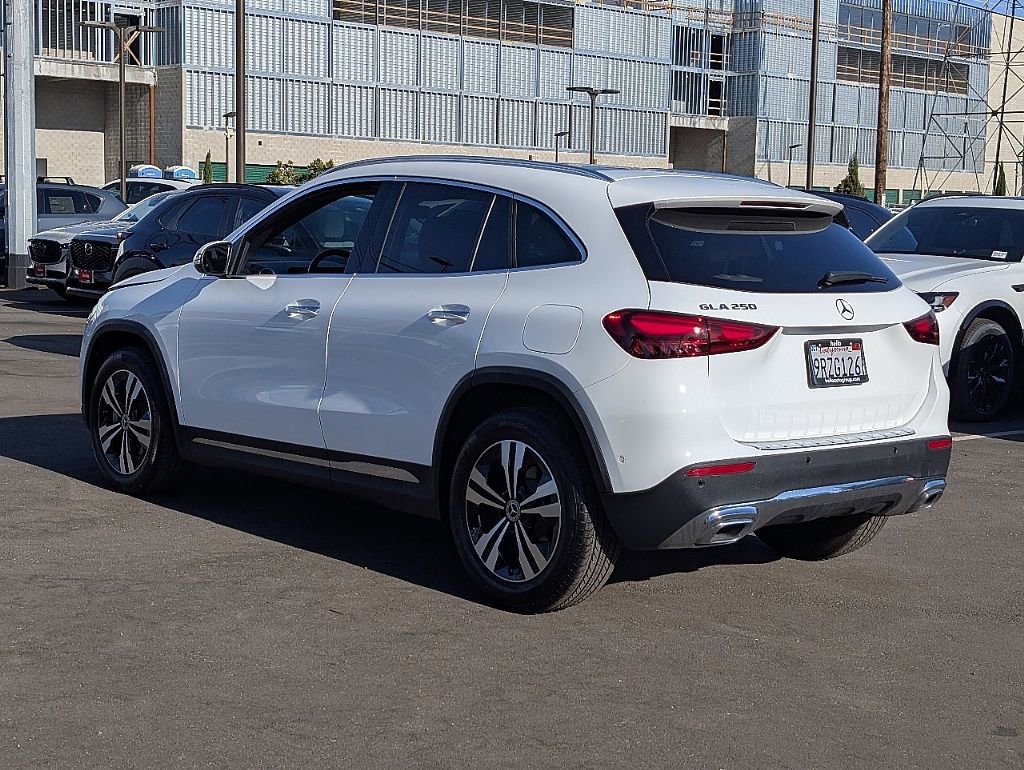 Used 2025 Mercedes-Benz GLA 250 image 11