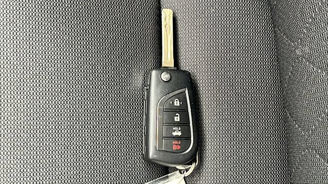 Used 2023 Toyota Corolla LE FWD image 29