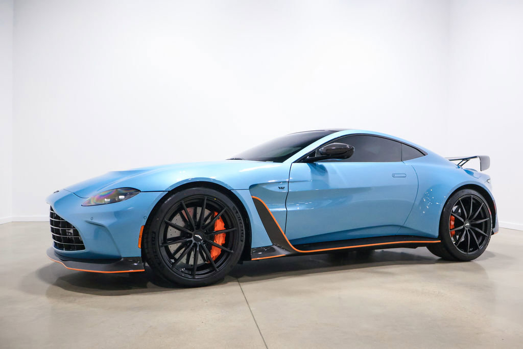 Used 2023 Aston Martin V12 Vantage image 3