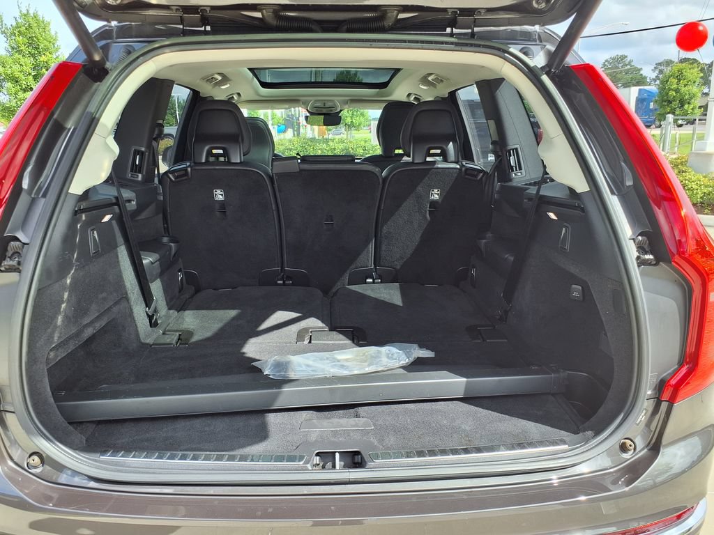 Certified 2023 Volvo XC90 B6 Plus AWD/4WD image 21