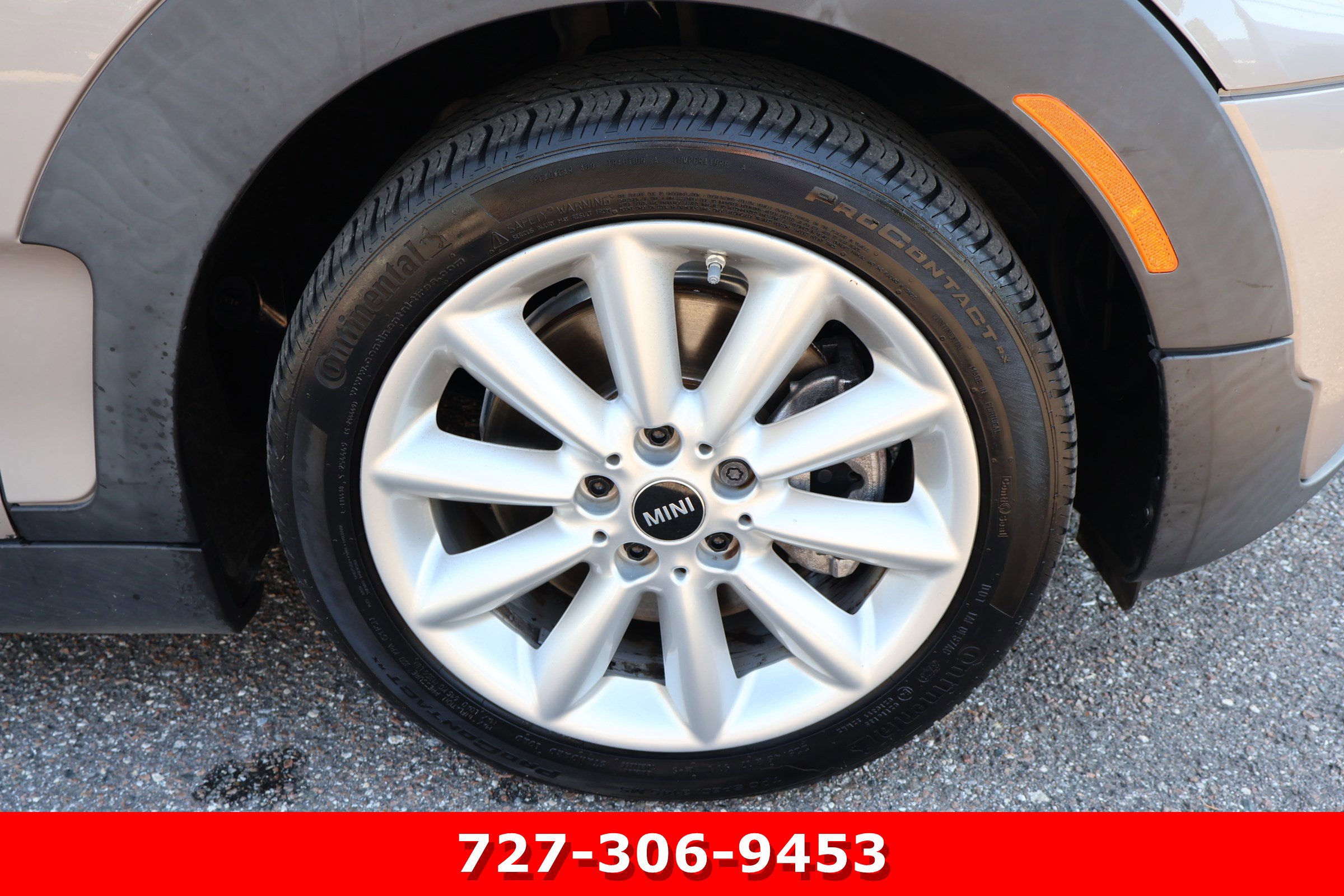 Used 2022 MINI Cooper Clubman S w/ Signature Upholstery Package image 23