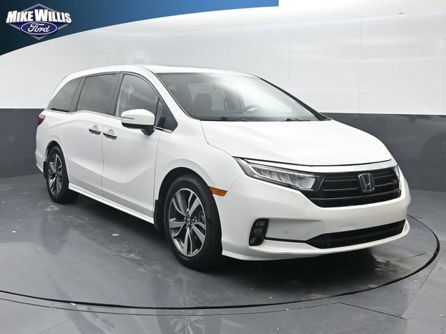 Used 2023 Honda Odyssey Touring image 1