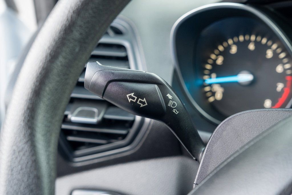 Used 2019 Ford Escape SE image 13