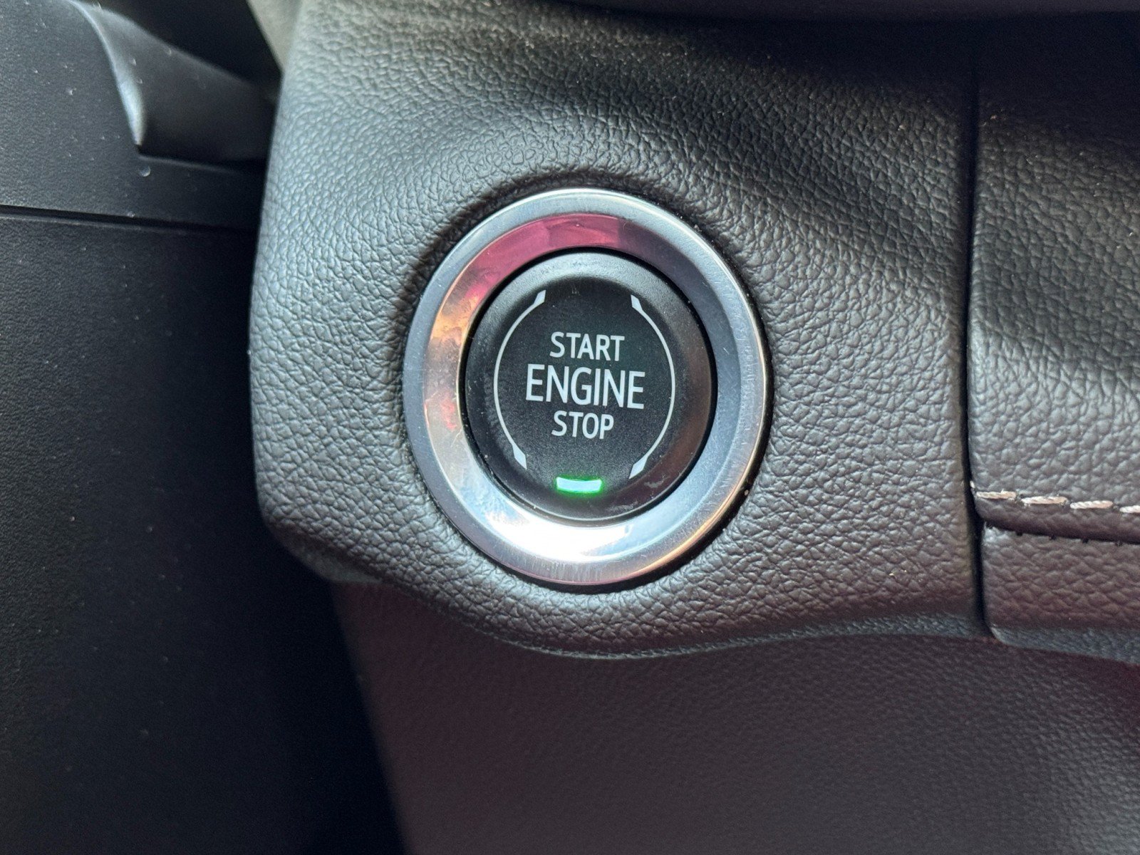 Used 2022 Buick Envision Preferred FWD image 22