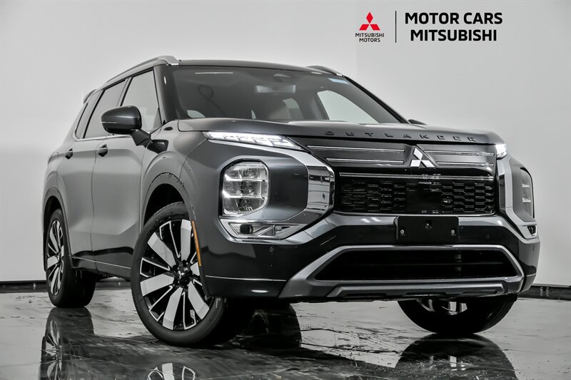 New 2026 Mitsubishi Outlander SEL FWD image 1
