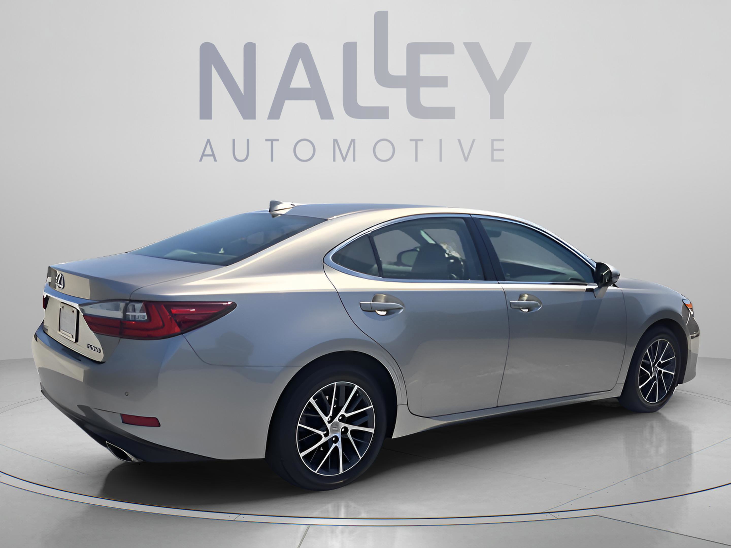 Used 2017 Lexus ES 350 image 5