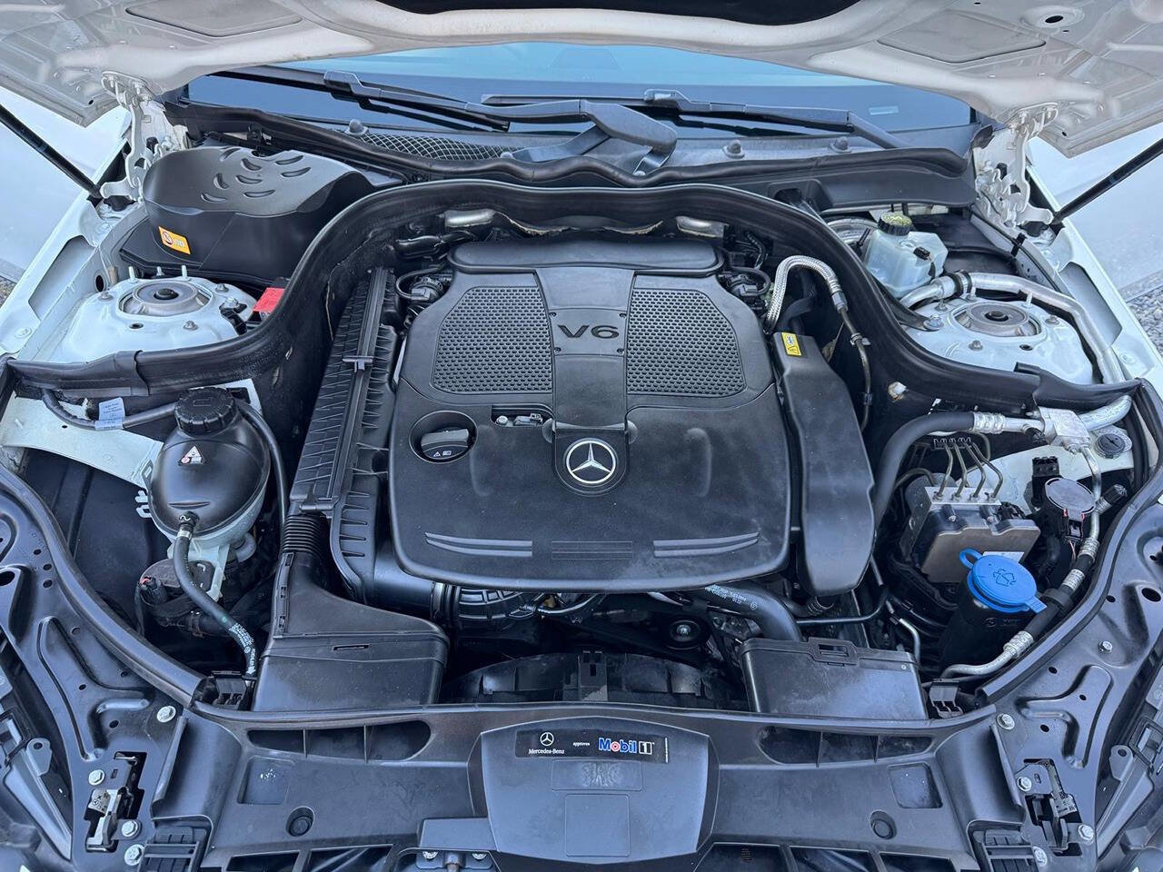 Used 2014 Mercedes-Benz E 350 4MATIC Sedan w/ Premium 1 Package image 17