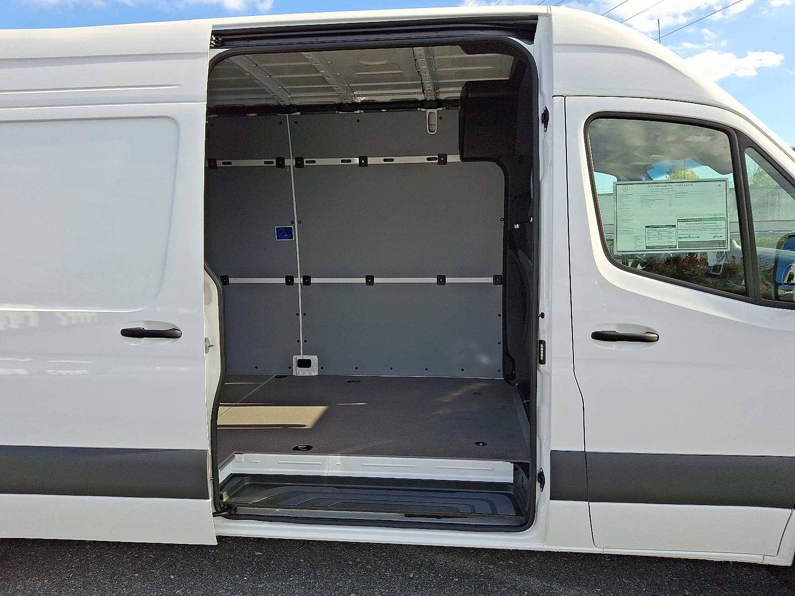 New 2026 Mercedes-Benz Sprinter 2500 image 8