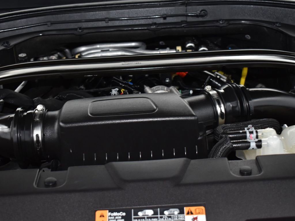 Used 2023 Lincoln Aviator Reserve w/ Equipment Group 201A image 19