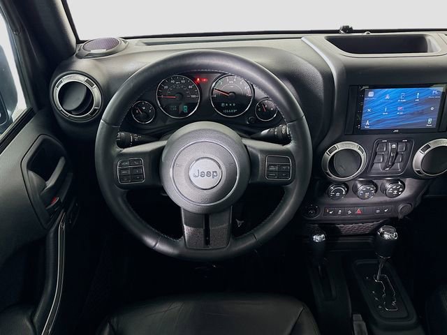 Used 2017 Jeep Wrangler Unlimited Sahara w/ Max Tow Package image 22