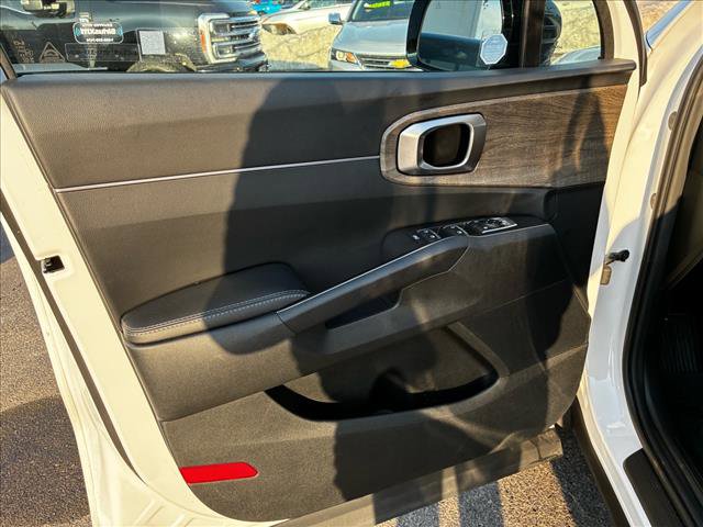 Used 2022 Kia Sorento X-Line EX image 12