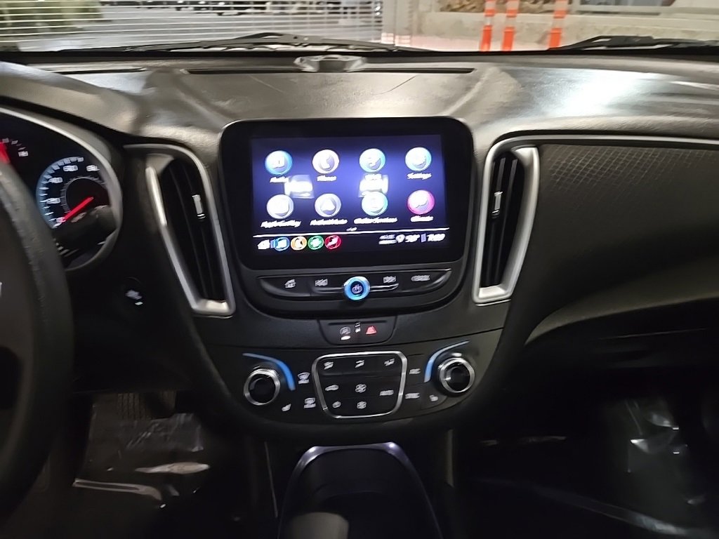 Used 2023 Chevrolet Malibu LT image 17