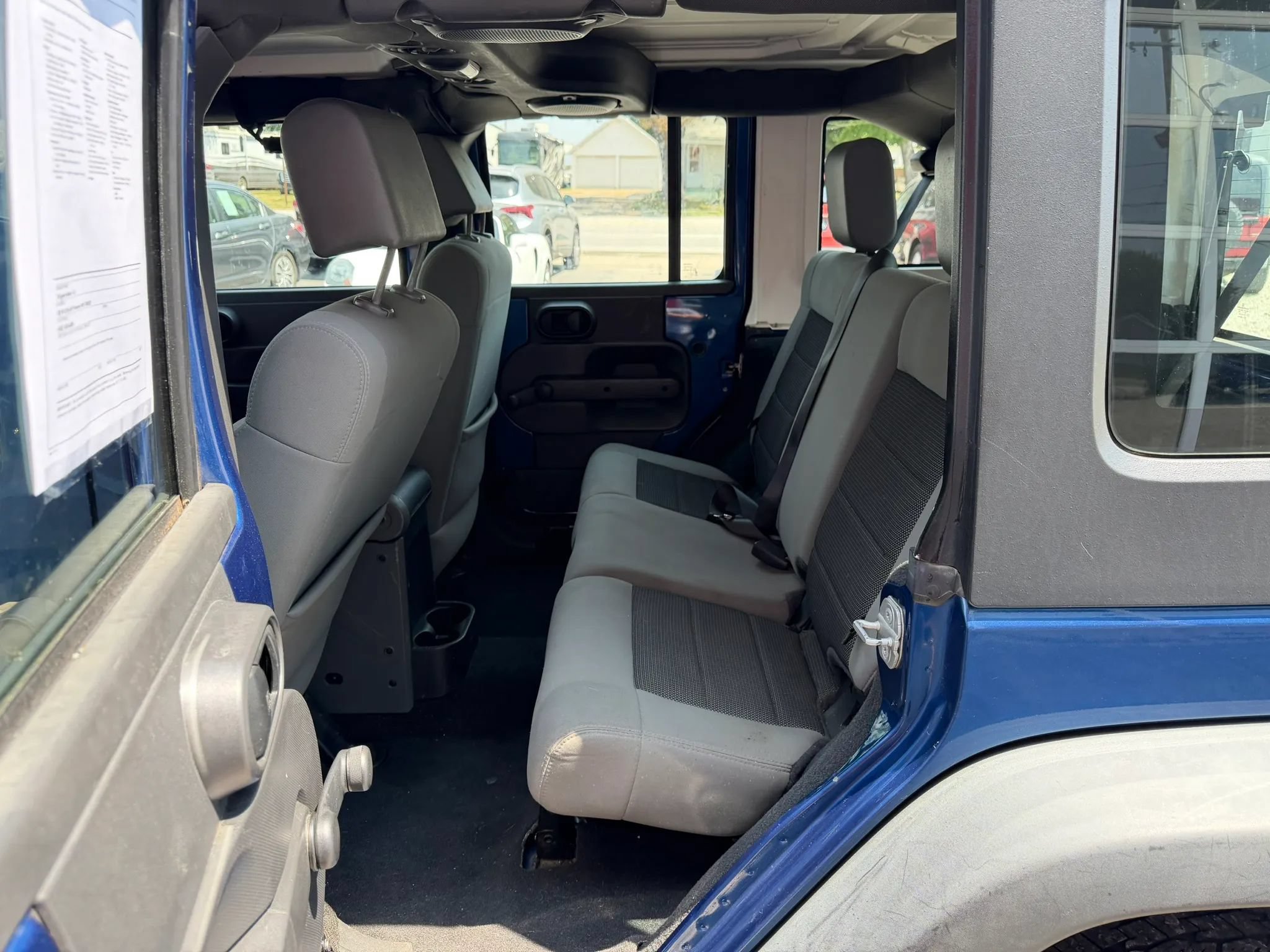 Used 2010 Jeep Wrangler Unlimited Sport AWD/4WD image 12