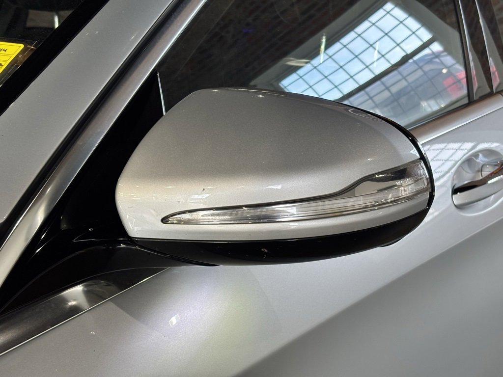 Used 2014 Mercedes-Benz S 550 Sedan image 16